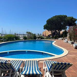 marina-gardens-flat-2-vilamoura-marina.hotelaalgarve.com/