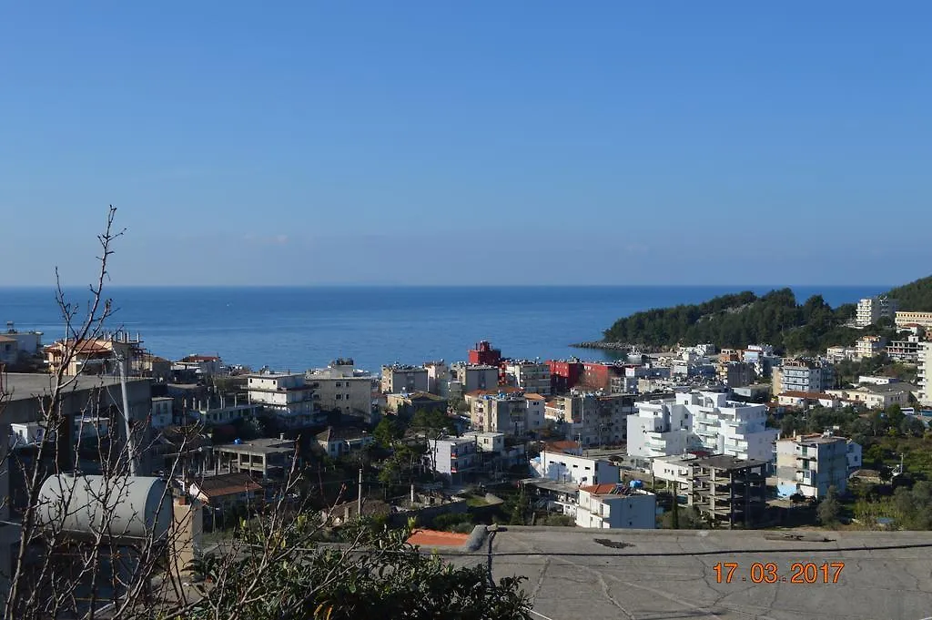 Janakis Apartments Himare